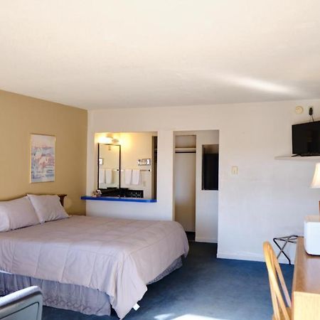 High Chaparral Inn Rocky Ford Bagian luar foto