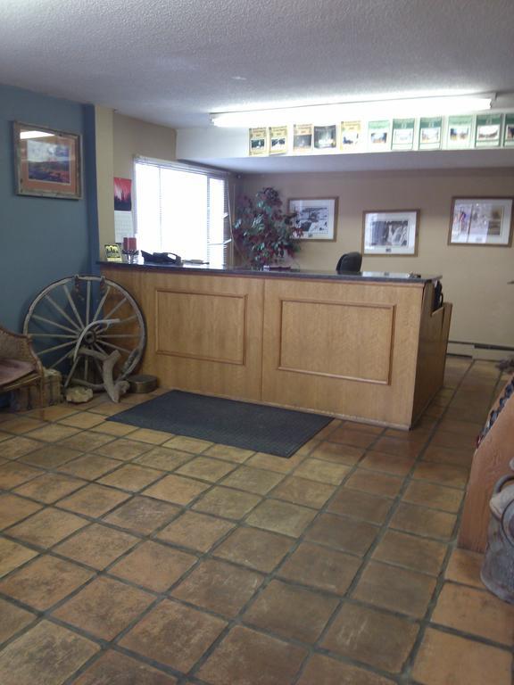 High Chaparral Inn Rocky Ford Bagian luar foto