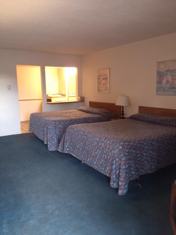 High Chaparral Inn Rocky Ford Ruang foto