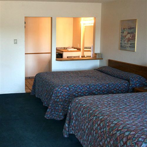 High Chaparral Inn Rocky Ford Ruang foto
