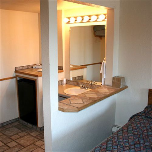 High Chaparral Inn Rocky Ford Bagian luar foto